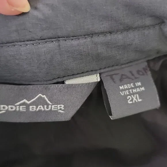 Eddie Bauer. Men's Charcoal Quilted Shirt Jacket. Size 2XL - Picture 3 of 7